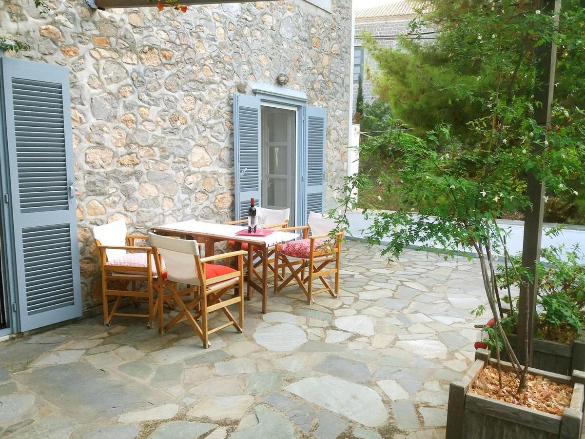 Pine Trees And Sea View Houses In Hydra - Daphne, Chloe, Myrto, Eleni Exterior photo